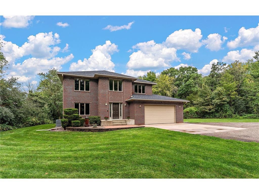 Photo of 1224 US Highway 12, Roberts, WI 54023 (MLS # 6794294)