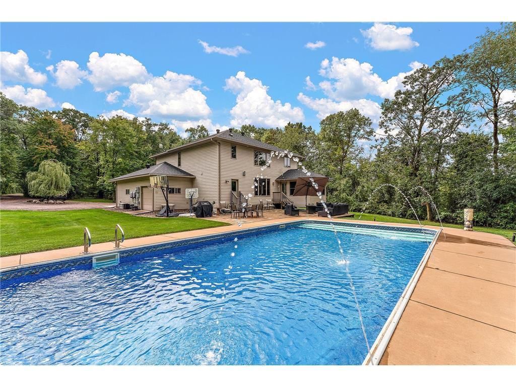 Photo of 1224 US Highway 12, Roberts, WI 54023 (MLS # 6794294)