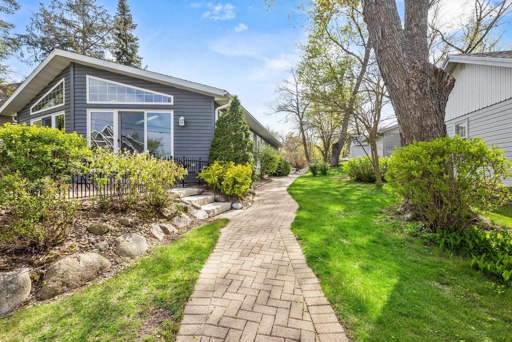 Photo of N4185 S Lakeshore DRIVE, Markesan, WI 53946 (MLS # 2021596)