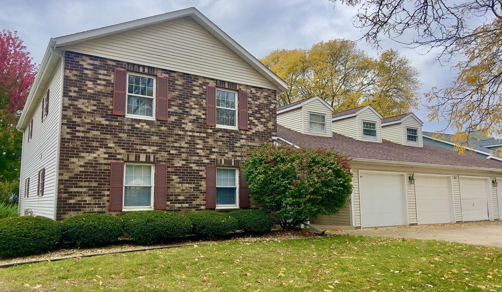 Photo of 4205 80th STREET #1D, Kenosha, WI 53142 (MLS # 1940386)