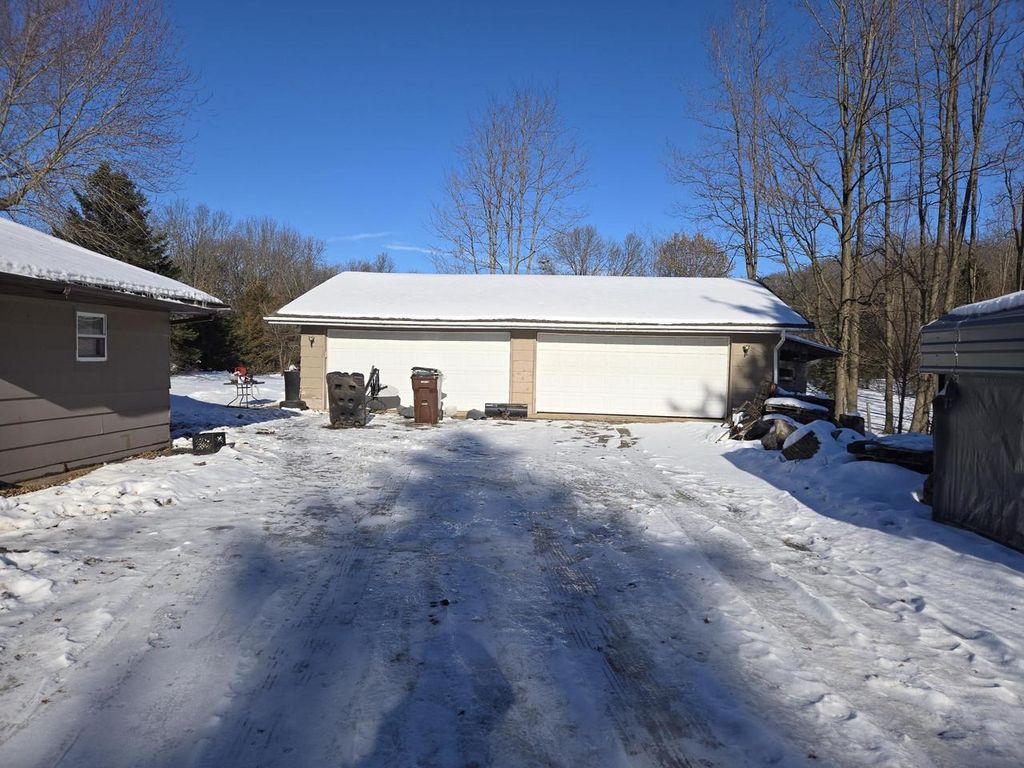 Photo of 464 Fawn COURT, Oxford, WI 53952 (MLS # 2013979)