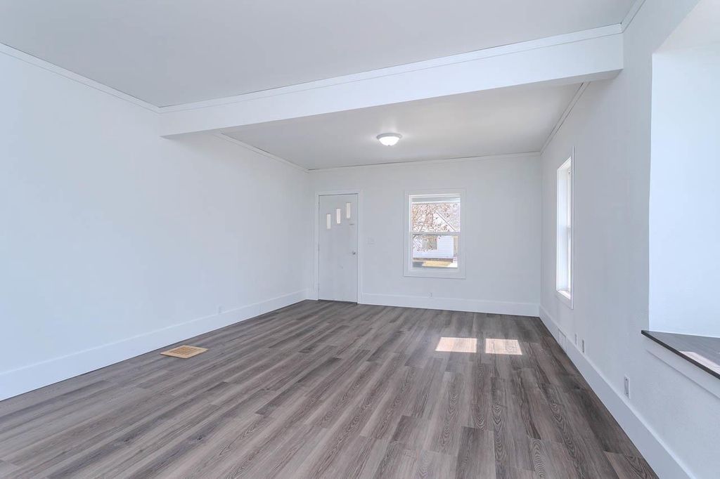 Photo of 814 N 2nd AVENUE, Wausau, WI 54401 (MLS # 22601414)