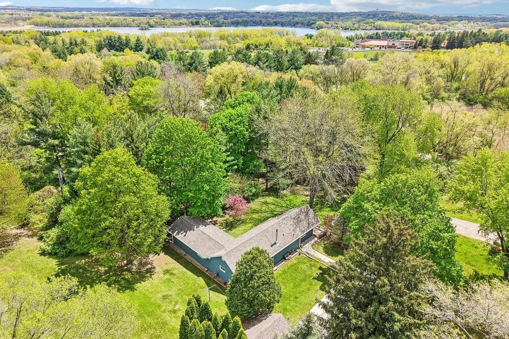 Photo of 5106 Reed LANE, Waunakee, WI 53597 (MLS # 2020889)