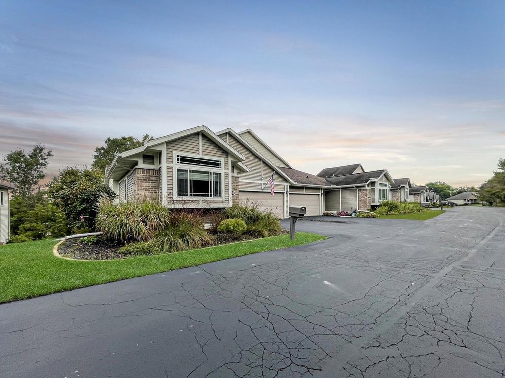Photo of 214 S Hills COURT #214, Plymouth, WI 53073 (MLS # 1936661)