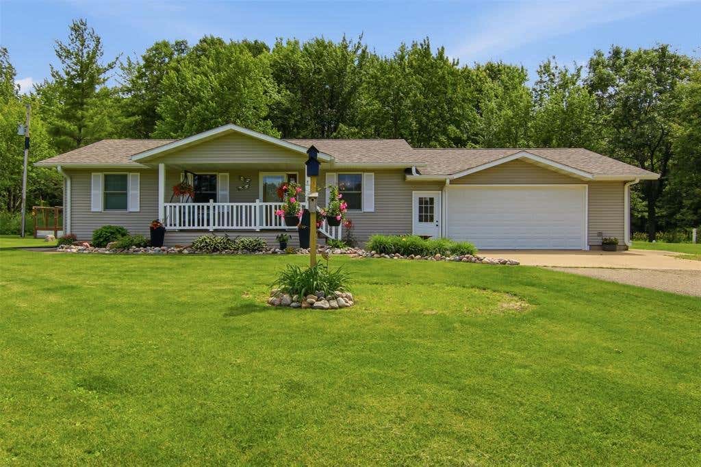 Photo of E10725 Hwy 12, Fall Creek, WI 54742 (MLS # 1602297)