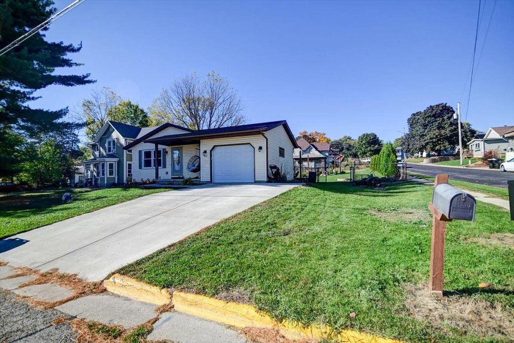 Photo of 400 Market STREET, Deforest, WI 53532 (MLS # 2011151)