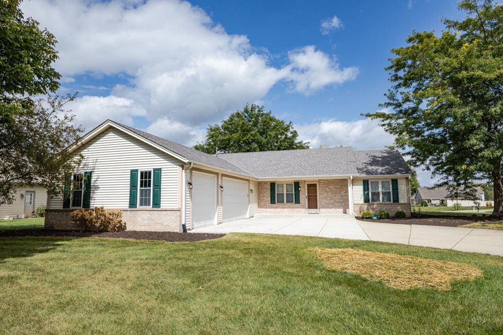 Photo of 8422 Virginia CIRCLE, Waterford, WI 53185 (MLS # 1941673)