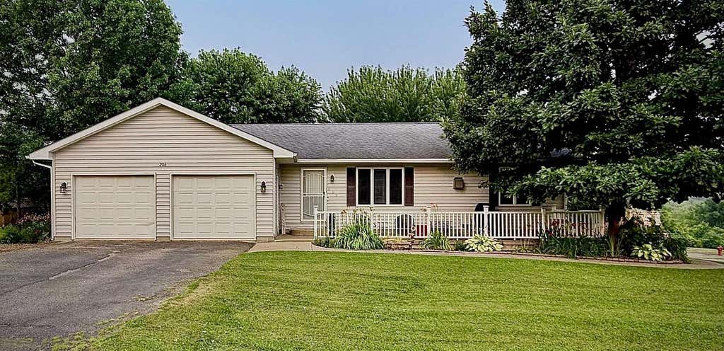 Photo of 206 James AVENUE, Kendall, WI 54638 (MLS # 2029416)