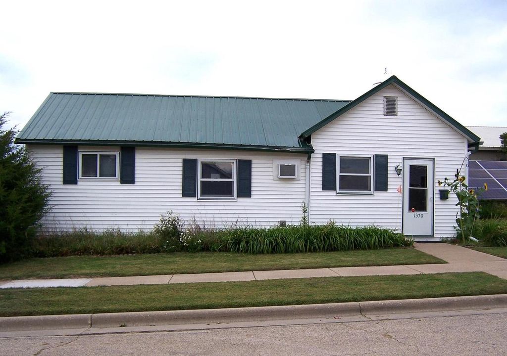 Photo of 1370 7th STREET, Fennimore, WI 53809 (MLS # 2008602)