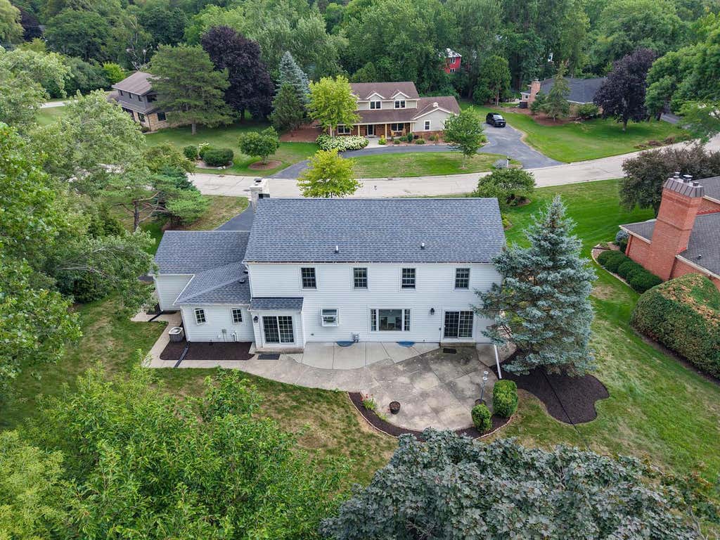 Photo of 15200 Briaridge COURT, Elm Grove, WI 53122 (MLS # 1974260)