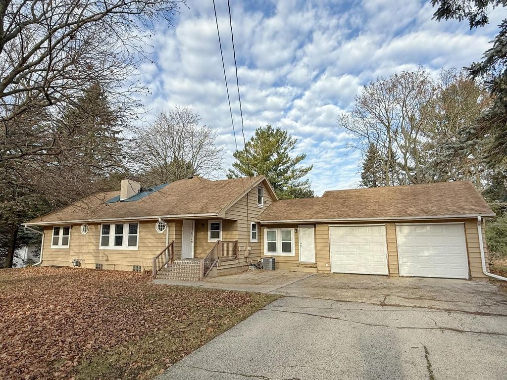 Photo of N865 County Road H, Palmyra, WI 53156 (MLS # 1945390)