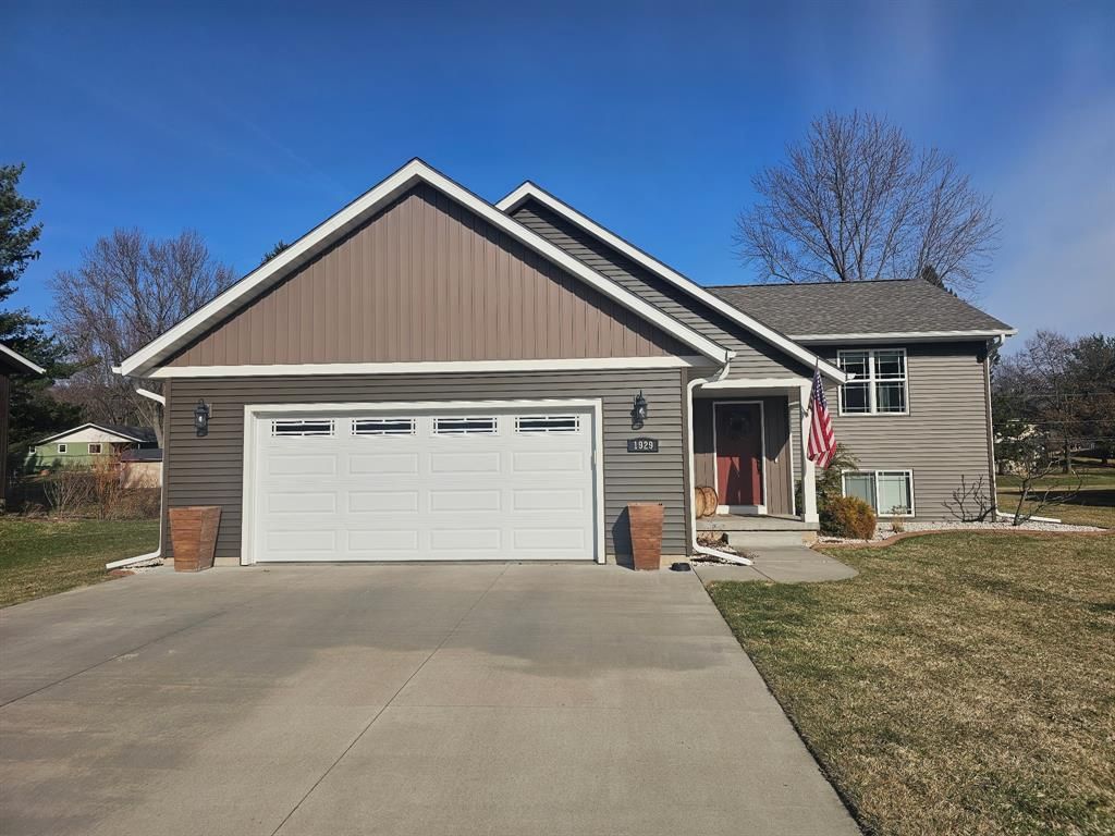 Photo of 1929 Gooder STREET, Eau Claire, WI 54703 (MLS # 1599629)