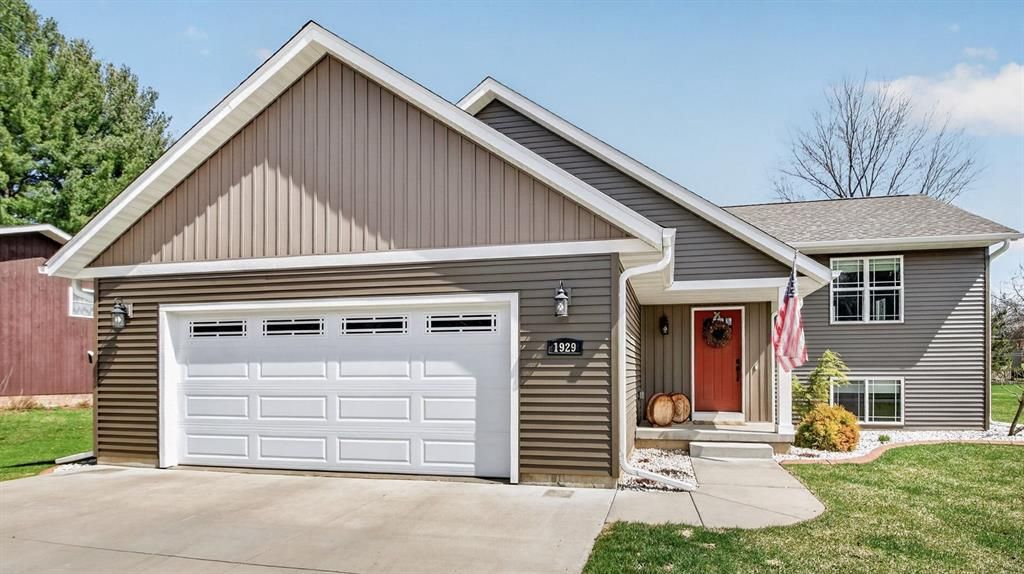 Photo of 1929 Gooder STREET, Eau Claire, WI 54703 (MLS # 1599629)