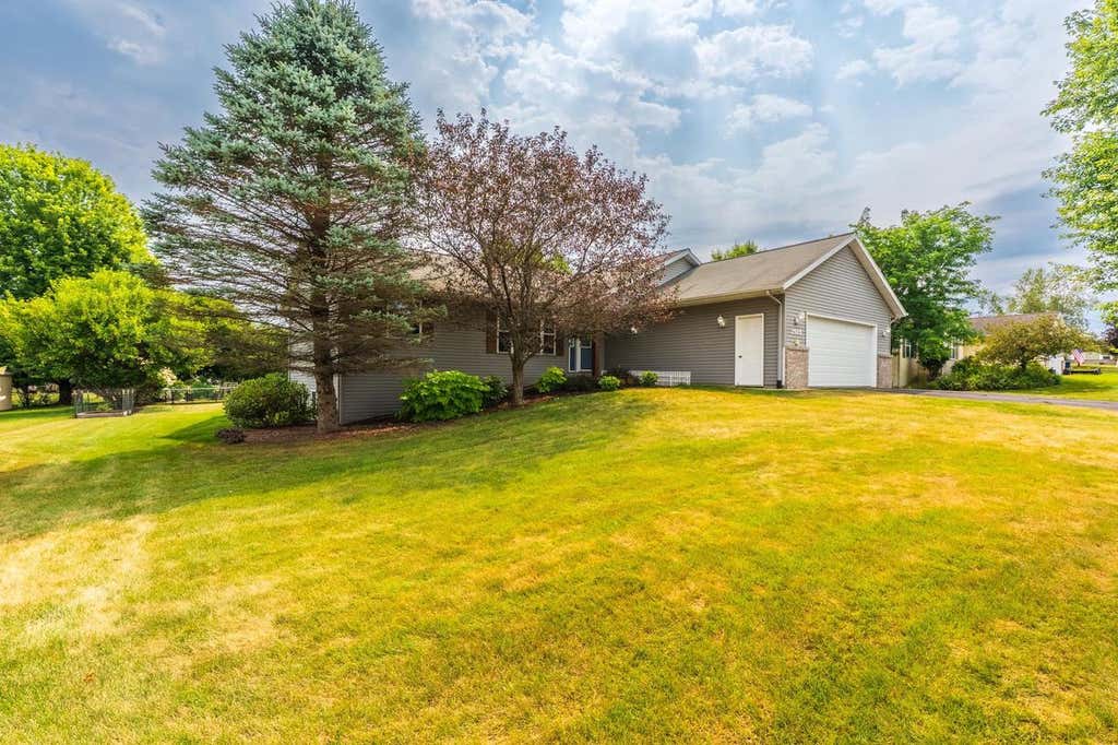 Photo of 3505 Makenzie DRIVE, Weston, WI 54476 (MLS # 22603876)