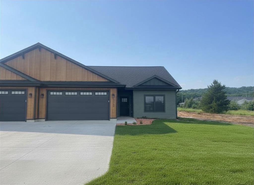 Photo of 6735 Buck Tail DRIVE, Altoona, WI 54720 (MLS # 1603015)