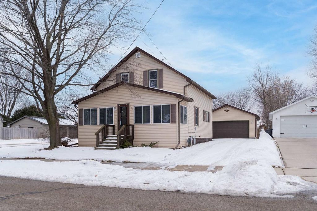 Photo of 713 Jefferson STREET, Little Chute, WI 54140 (MLS # 50320974)
