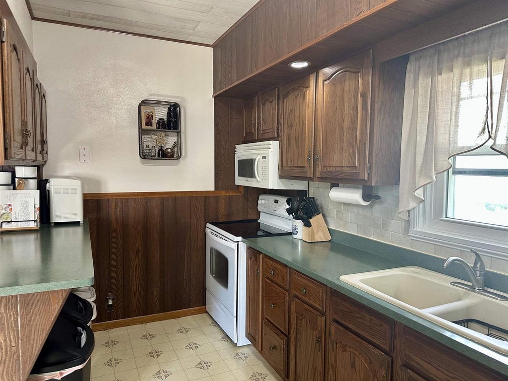 Photo of 707 E Main STREET, Waupun, WI 53963 (MLS # 50331458)