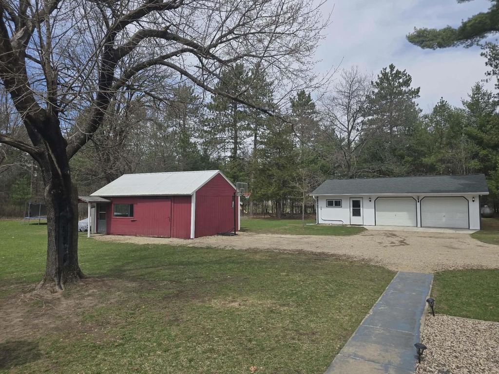Photo of N4869 County Road Ww, Wild Rose, WI 54984 (MLS # 50323899)