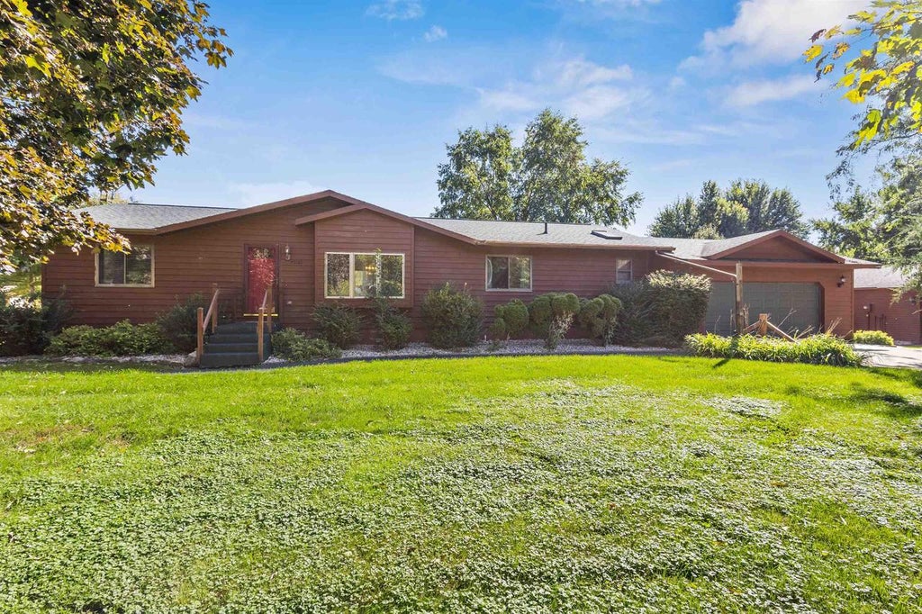 Photo of N3140 Fiann STREET, Markesan, WI 53946 (MLS # 50334796)