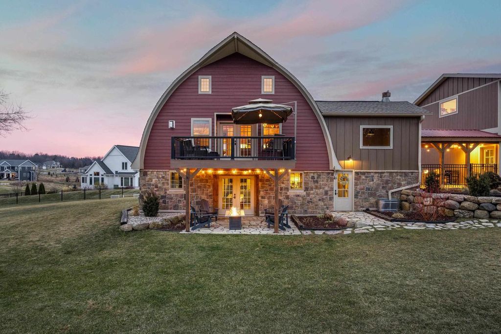 Photo of 6396 Hayden ROAD, Sun Prairie, WI 53590 (MLS # 2016922)