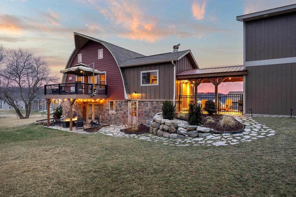 Photo of 6396 Hayden ROAD, Sun Prairie, WI 53590 (MLS # 2016922)