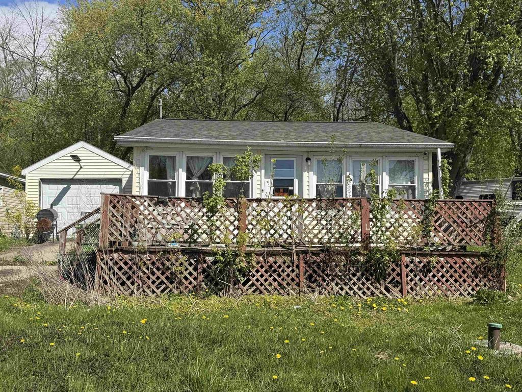 Photo of N6396 Fairy Springs ROAD, Hilbert, WI 54129 (MLS # 50325366)