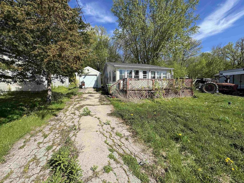Photo of N6396 Fairy Springs ROAD, Hilbert, WI 54129 (MLS # 50325366)
