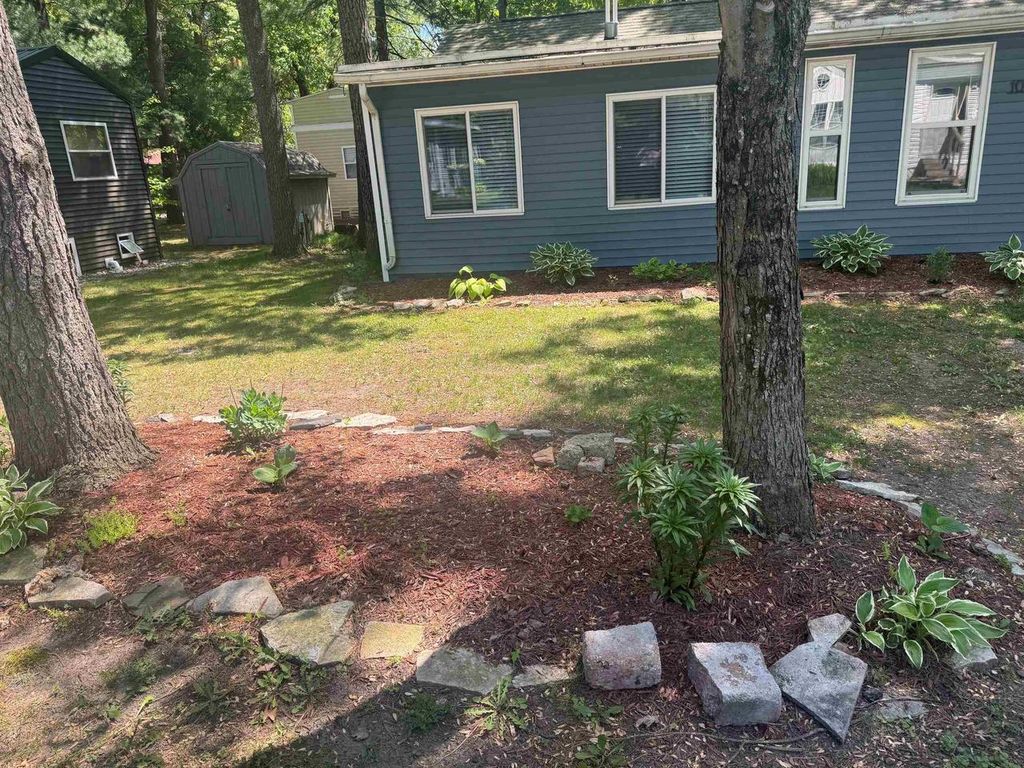 Photo of 106 Willow COURT #5, Wisconsin Dells, WI 53965 (MLS # 2024331)