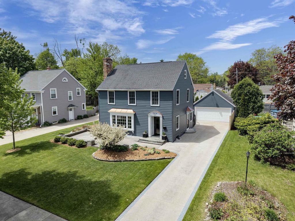 Photo of 1309 S Alicia DRIVE, Appleton, WI 54914 (MLS # 50326288)