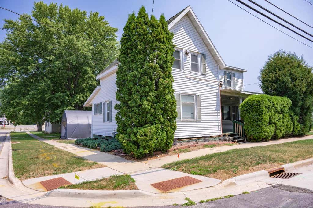 Photo of 251 Maine STREET, Mauston, WI 53948 (MLS # 2029208)