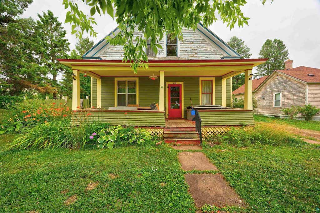 Photo of 419 W 3rd STREET, Washburn, WI 54891 (MLS # 6127416)