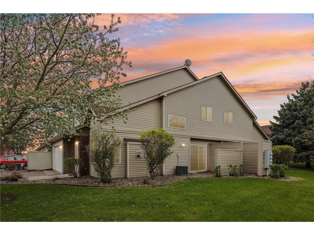 Photo of 2357 Oakridge CIRCLE, Hudson, WI 54016 (MLS # 7067080)
