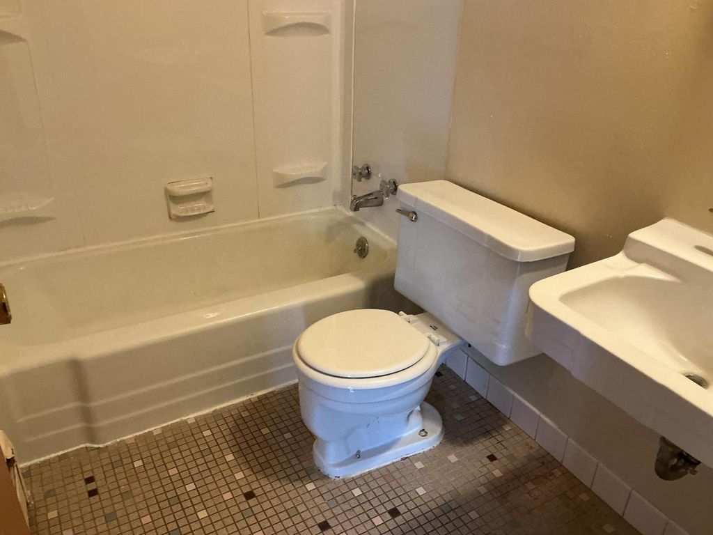 Photo of 5824 W Beloit ROAD, West Allis, WI 53219 (MLS # 1945472)