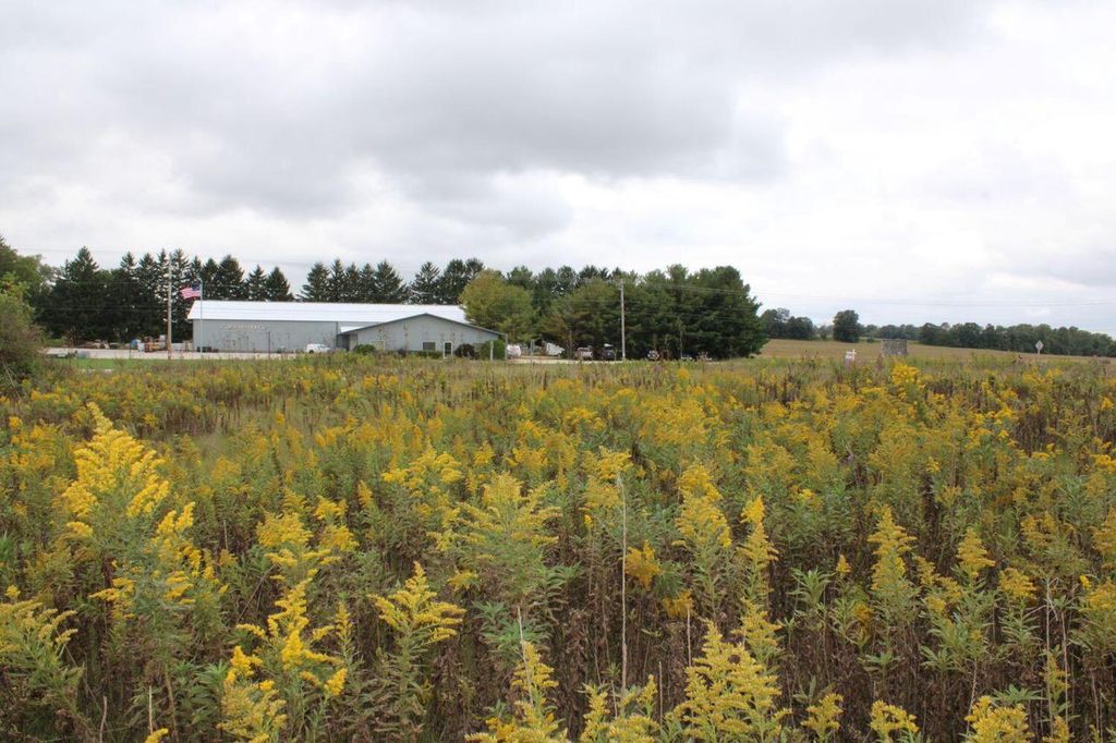 Photo of Lt2 Rolling Hills DRIVE #Lt3, Rubicon, WI 53078 (MLS # 1944345)