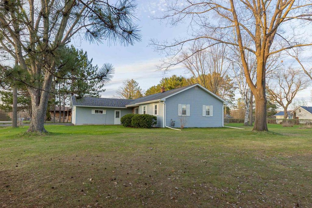 Photo of 108 Jones AVENUE, Hatley, WI 54440 (MLS # 22601640)