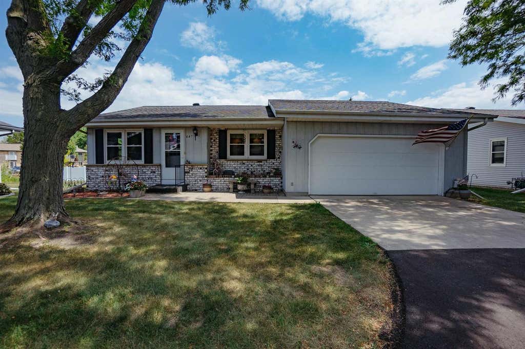 Photo of 647 E Scott STREET, Fond Du Lac, WI 54935 (MLS # 50329875)