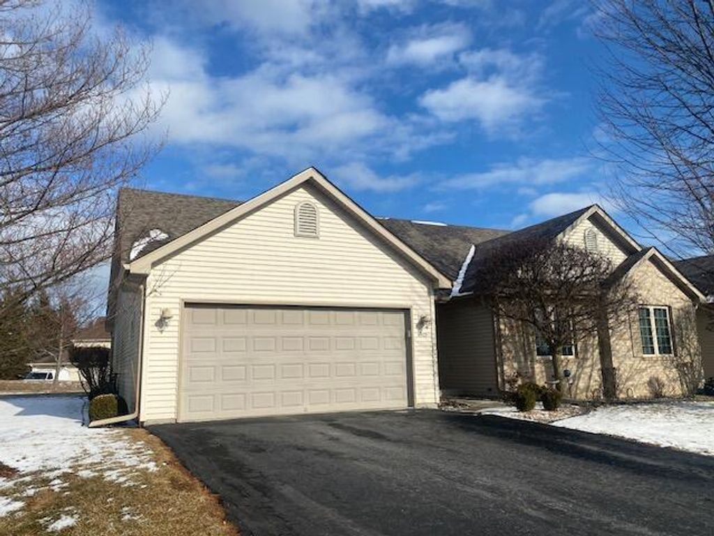 Photo of 6925 Prince DRIVE #6925, Racine, WI 53402 (MLS # 1952147)
