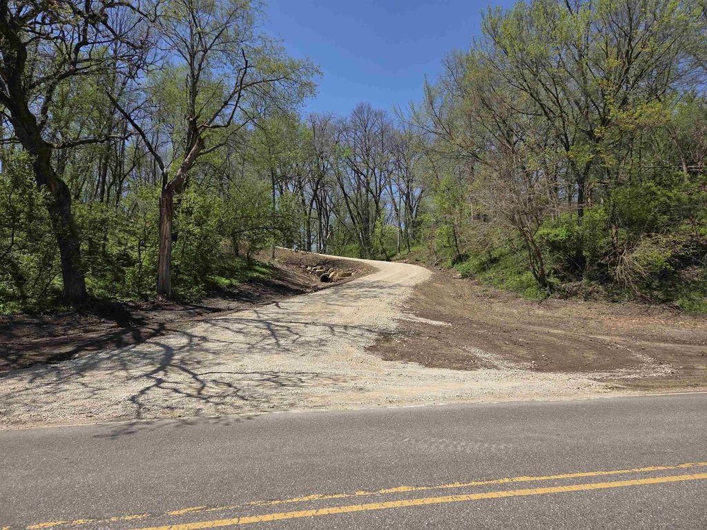 Photo of 10 Ac County Road W ROAD, Hazel Green, WI 53811 (MLS # 2022615)