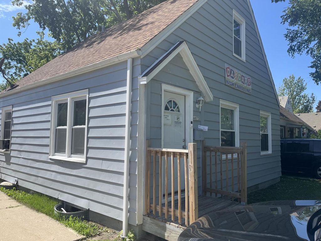 Photo of 4873 N 26th STREET, Milwaukee, WI 53209 (MLS # 1970988)