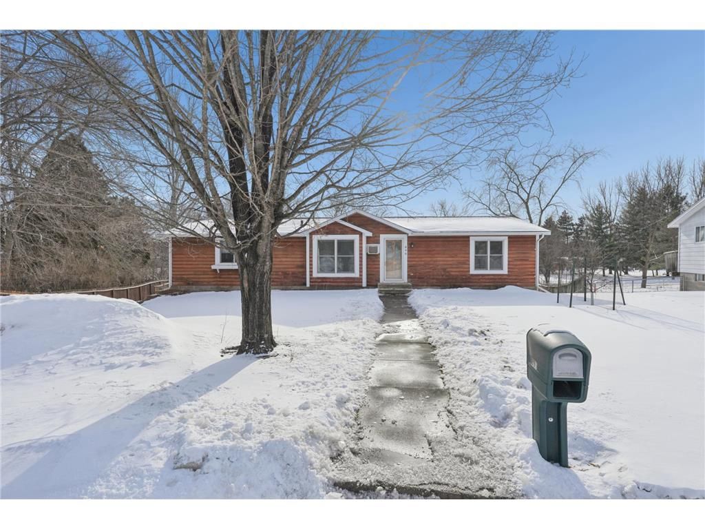 Photo of 890 Maple DRIVE, Osceola, WI 54020 (MLS # 7010716)