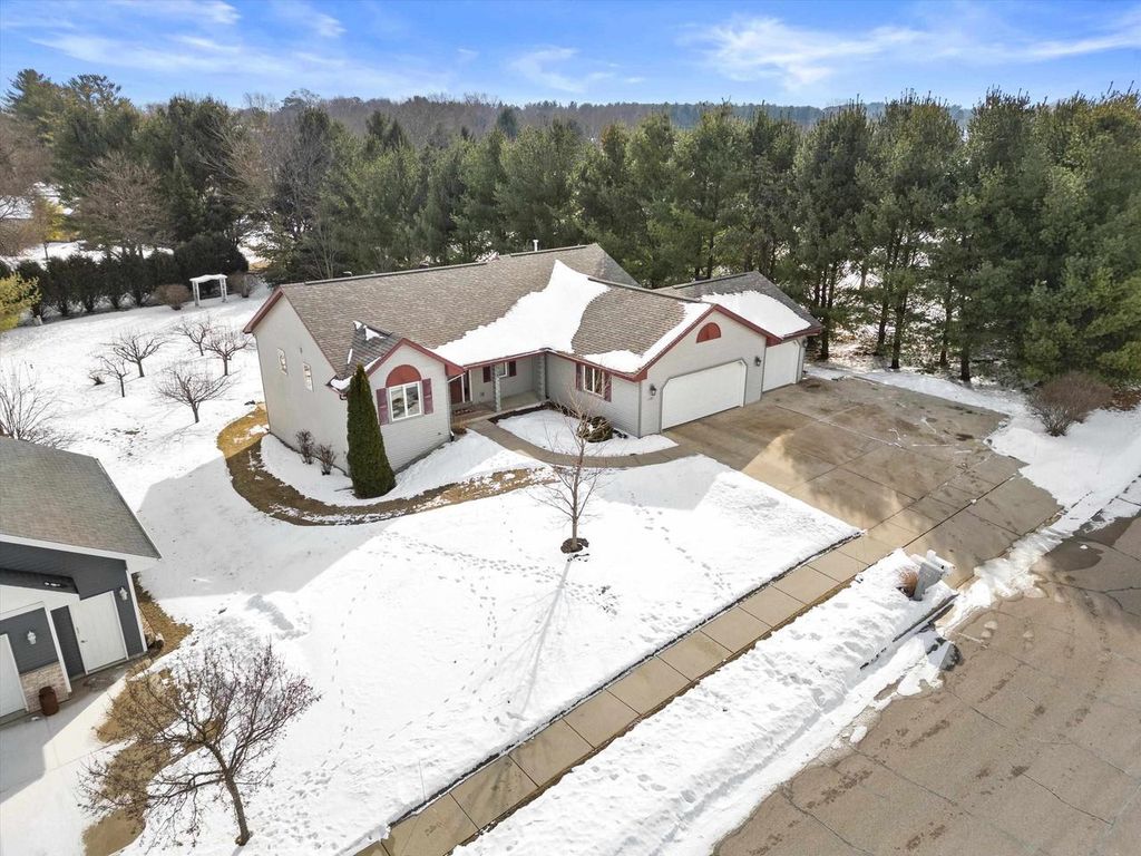 Photo of 1523 Lena LANE, Fort Atkinson, WI 53538 (MLS # 2015177)