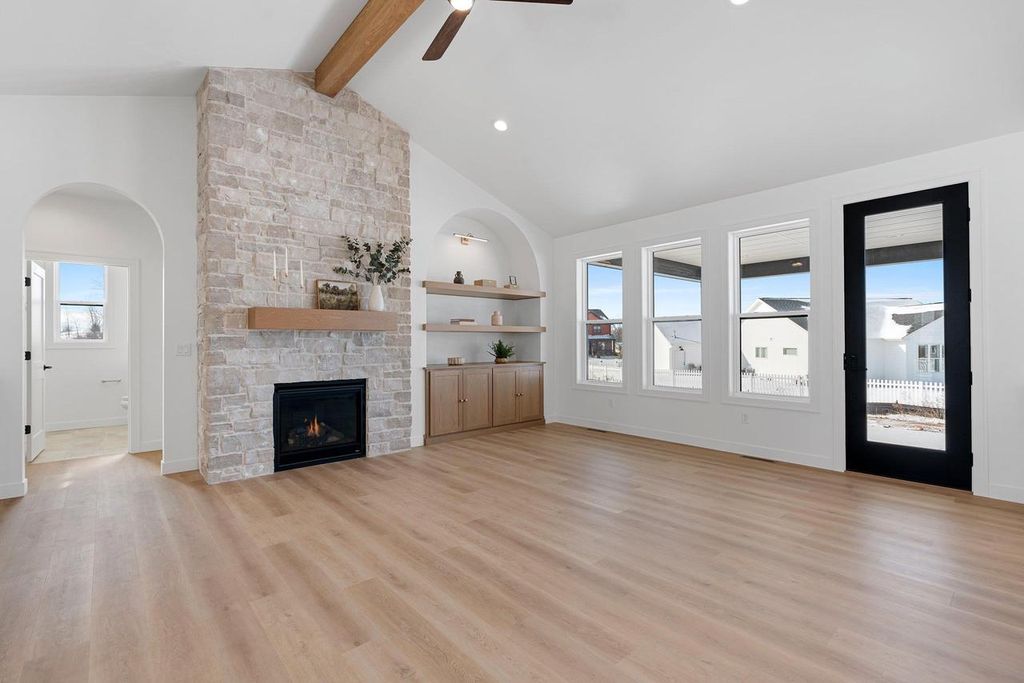 Photo of N1335 High Point LANE, Greenville, WI 54942 (MLS # 50321658)