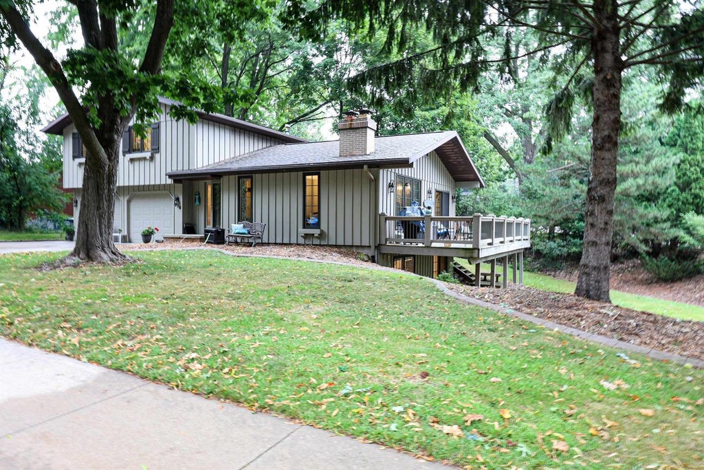 Photo of 510 Rosehill ROAD, Kaukauna, WI 54130 (MLS # 50332156)