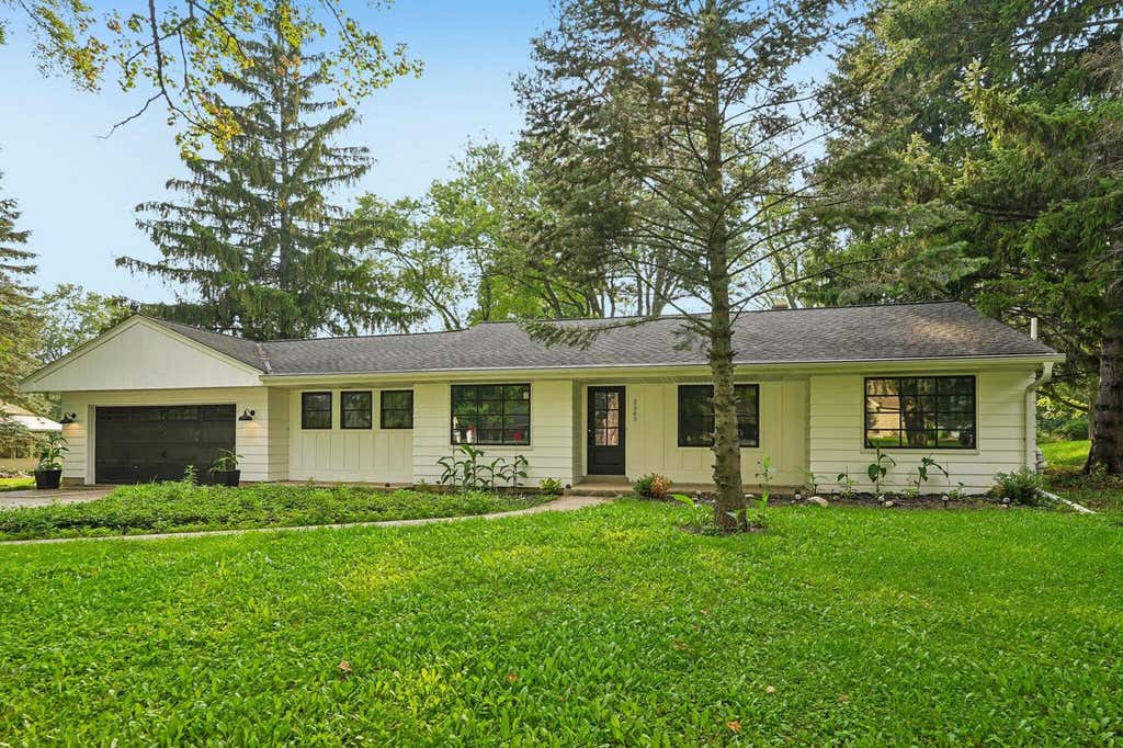 Photo of 2565 El Rancho DRIVE, Brookfield, WI 53005 (MLS # 1976336)
