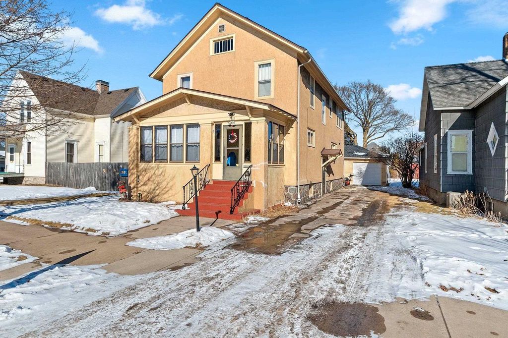 Photo of 1318 Prescott STREET, Marinette, WI 54143 (MLS # 50320745)