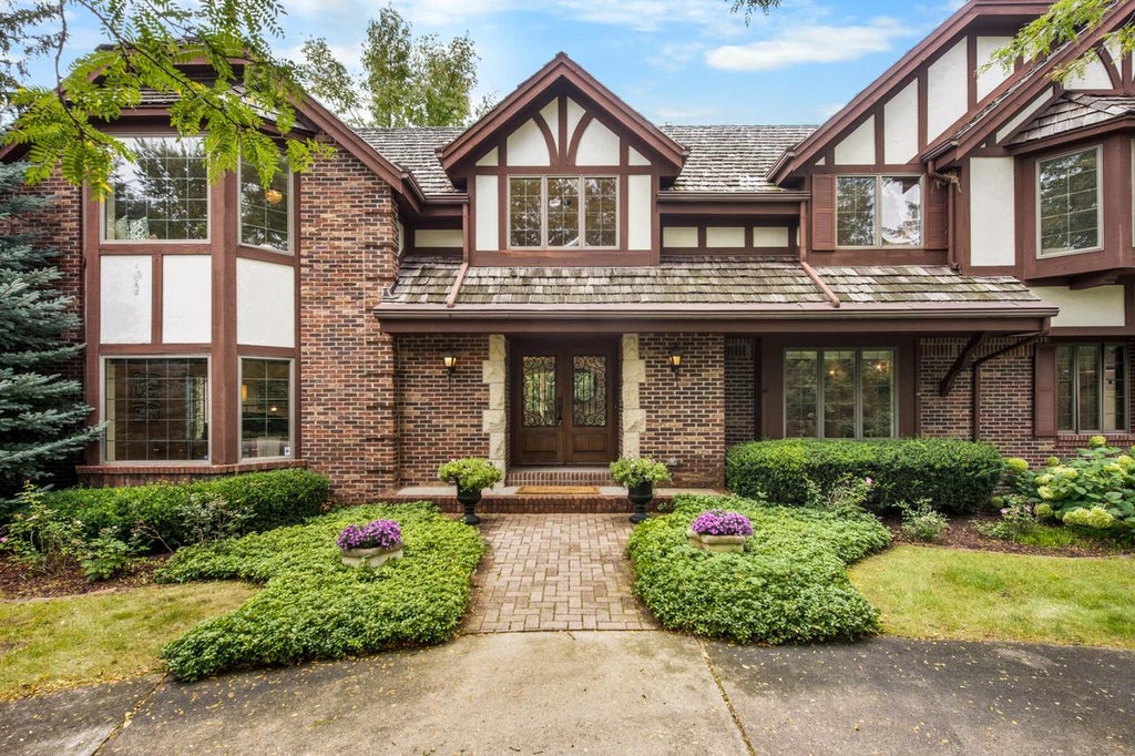 Photo of 3510 W River COURT, Mequon, WI 53092 (MLS # 1978525)