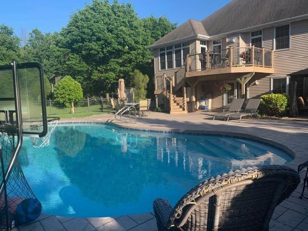 Photo of 2187 Palmer DRIVE, Green Bay, WI 54311 (MLS # 50324934)