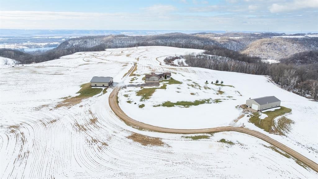 Photo of W1660 Maplewood LANE, Alma, WI 54610 (MLS # 1599266)