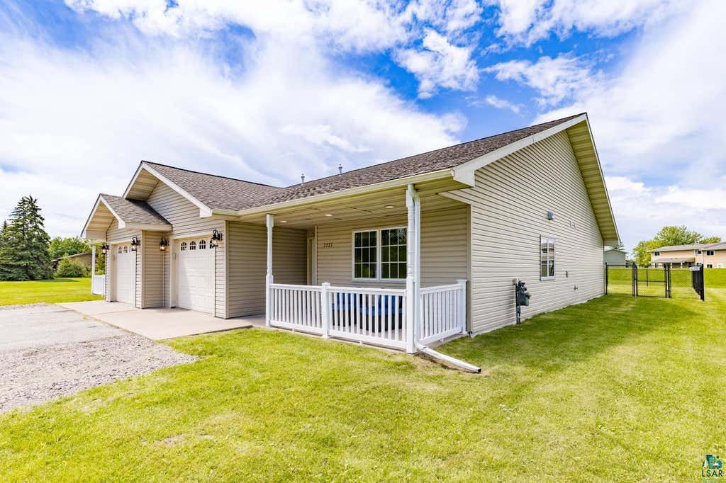 Photo of 2227 Bardon AVENUE, Superior, WI 54880 (MLS # 6126369)