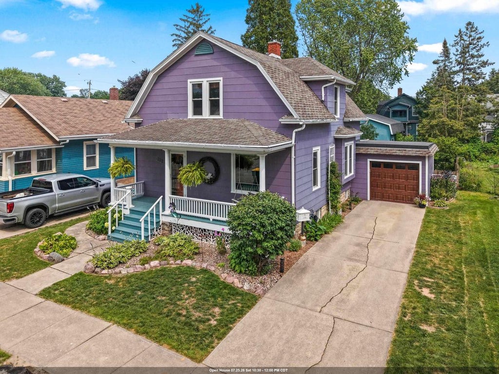 Photo of 232 Oxford AVENUE, Green Bay, WI 54303 (MLS # 50329529)